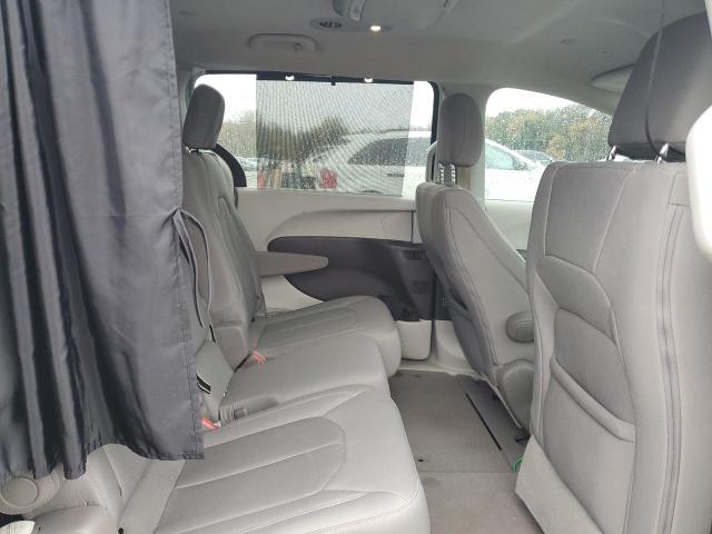 Photo 11 from auction – 2018 CHRYSLER PACIFICA T with VIN 2C4RC1FG2JR234138