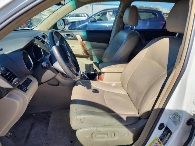Photo 7 from auction – 2010 TOYOTA HIGHLANDER with VIN JTEYK3EH2A2105461
