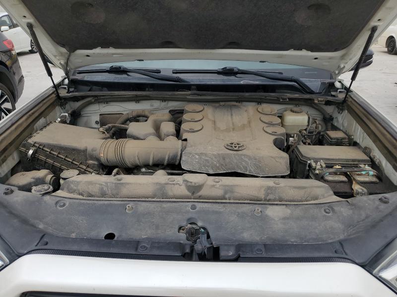 Photo 12 from auction – 2020 TOYOTA 4RUNNER with VIN JTEBU5JR1L5780746