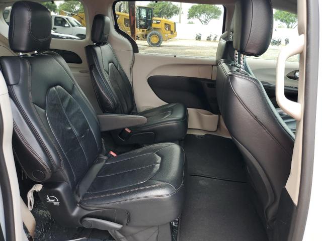Photo 11 from auction – 2018 CHRYSLER PACIFICA T with VIN 2C4RC1BG0JR142807