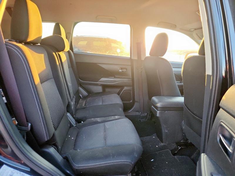 Photo 11 from auction – 2018 MITSUBISHI OUTLANDER with VIN JA4AD3A35JZ016365