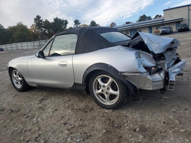Photo 2 from auction – 2002 MAZDA MX-5 MIATA with VIN JM1NB353320233376