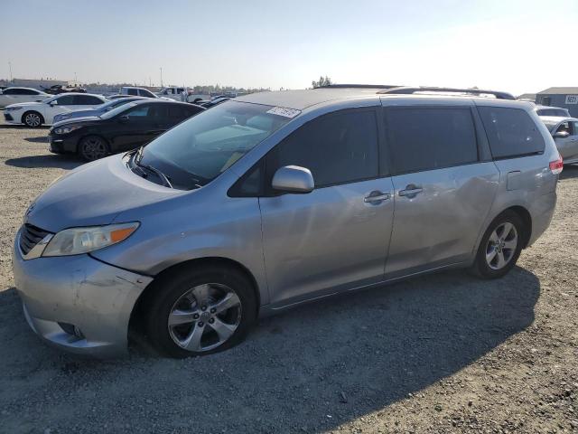 TOYOTA SIENNA LE 2011 with VIN 5TDKK3DC5BS014792 - Photo from auction