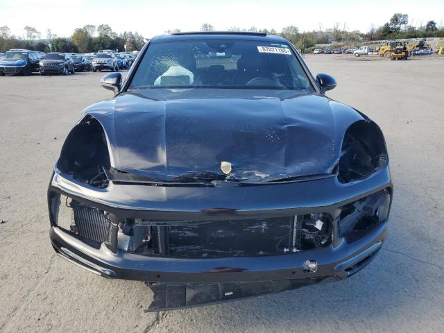 Photo 5 from auction – 2019 PORSCHE CAYENNE with VIN WP1AA2AY9KDA02096