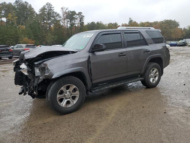 TOYOTA 4RUNNER SR 2018 with VIN JTEBU5JR0J5539435 - Photo from auction