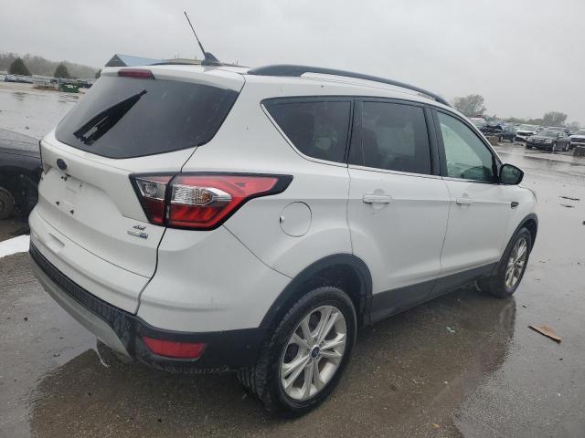 Photo 3 from auction – 2018 FORD ESCAPE SE with VIN 1FMCU9GD1JUD43128