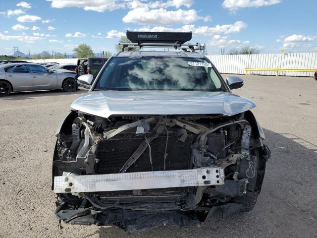Фото 5 с аукциона – 2017 TOYOTA HIGHLANDER с VIN 5TDJZRFH8HS440133
