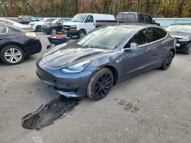 TESLA MODEL 3 2019 with VIN 5YJ3E1EB5KF386403 - Photo from auction