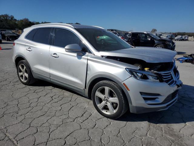 Photo 4 from auction – 2017 LINCOLN MKC PREMIE with VIN 5LMCJ1C93HUL36541
