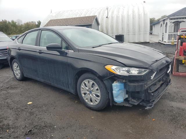Photo 4 from auction – 2019 FORD FUSION S with VIN 3FA6P0G72KR279162