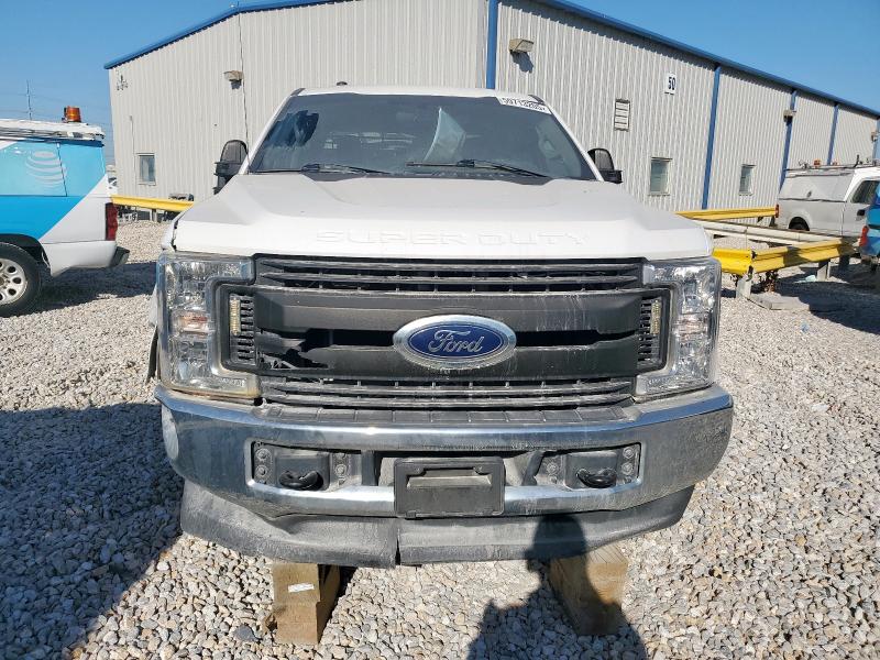 Photo 5 from auction – 2019 FORD F250 SUPER with VIN 1FT7W2B63KEF00847