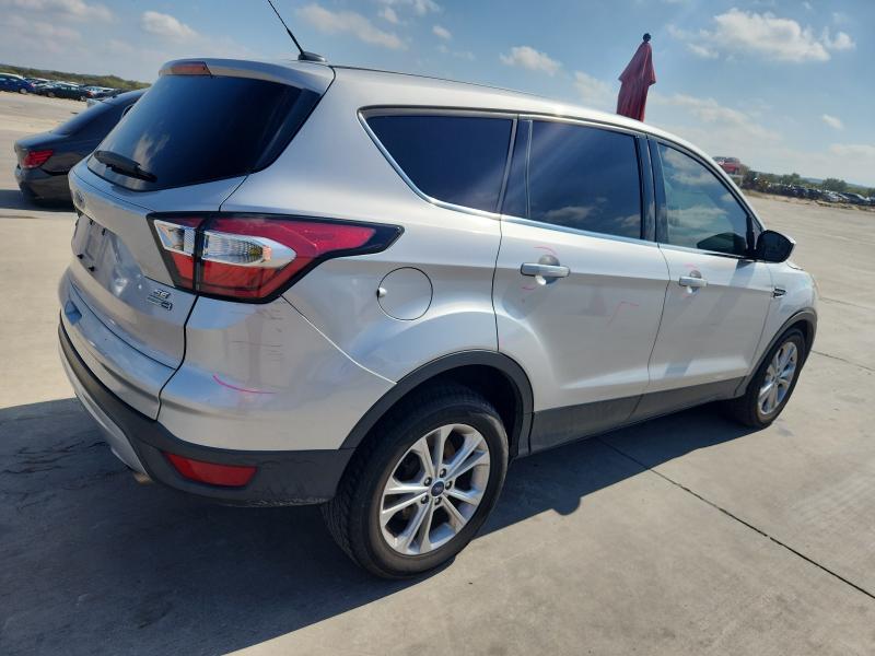 Photo 3 from auction – 2017 FORD ESCAPE with VIN 1FMCU9G99HUB46245