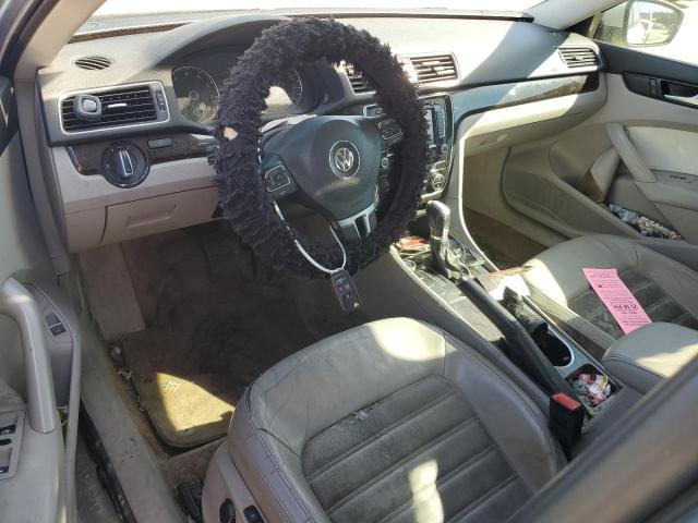Photo 8 from auction – 2014 VOLKSWAGEN PASSAT SEL with VIN 1VWCS7A31EC025517