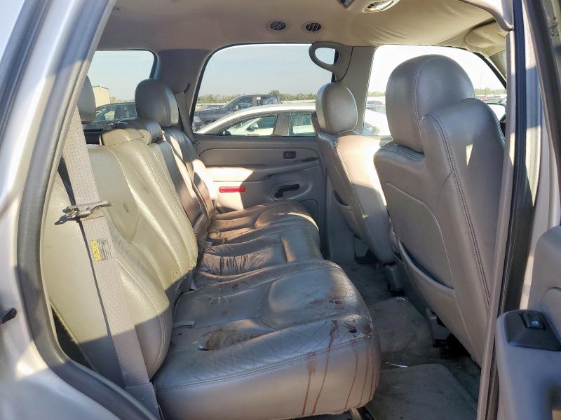 Photo 11 from auction – 2004 CHEVROLET TAHOE C150 with VIN 1GNEC13Z04R123741