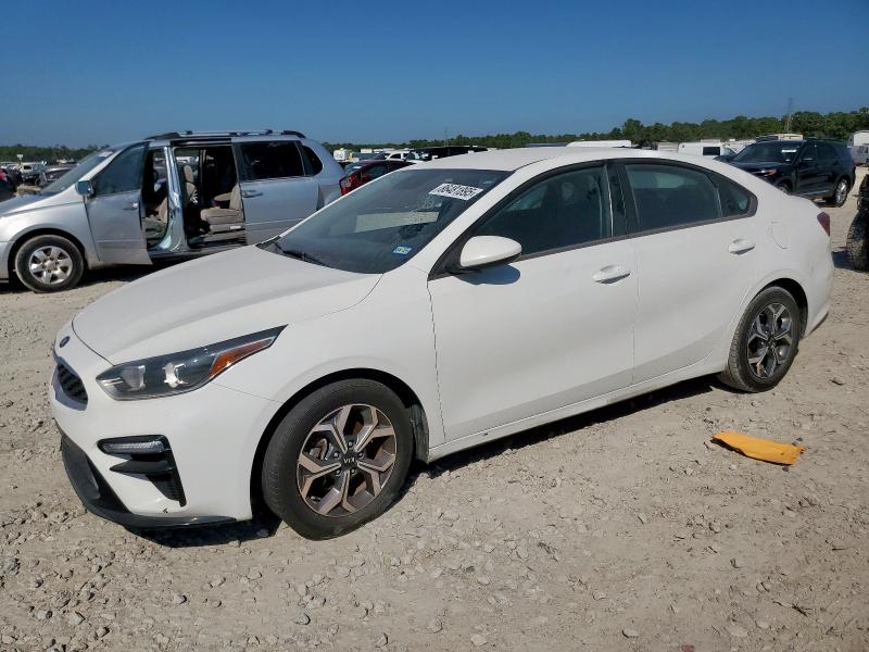 Photo 1 from auction – 2021 KIA FORTE FE with VIN 3KPF24AD5ME339248