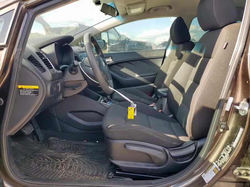 Zdjęcie 7 z aukcji – 2017 KIA FORTE LX z VIN 3KPFK4A74HE041791