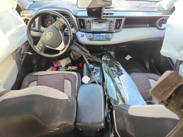 Photo 8 from auction – 2017 TOYOTA RAV4 XLE with VIN JTMRFREV0HJ173490