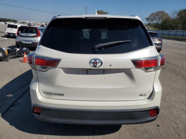 Photo 6 from auction – 2015 TOYOTA HIGHLANDER with VIN 5TDKKRFH5FS111377