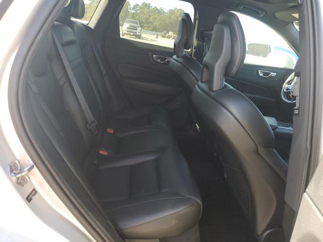 Photo 11 from auction – 2019 VOLVO XC60 T5 MO with VIN LYV102DK6KB187021
