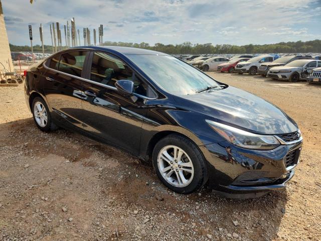 Photo 4 from auction – 2018 CHEVROLET CRUZE LT with VIN 1G1BE5SM2J7227909
