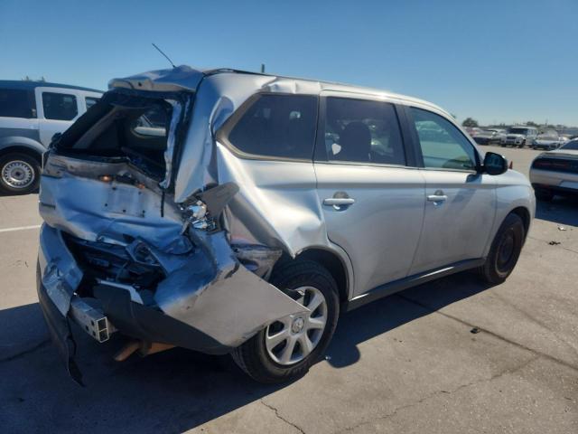 Photo 3 from auction – 2014 MITSUBISHI OUTLANDER with VIN JA4AD2A30EZ001837