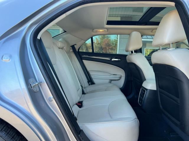 Photo 6 from auction – 2016 CHRYSLER 300C with VIN 2C3CCAKG3GH157116
