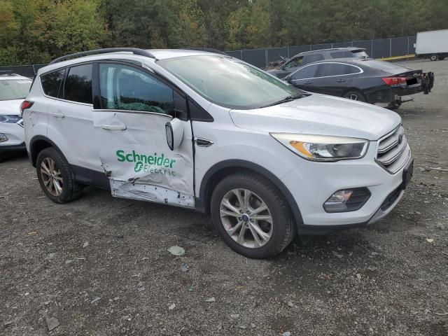 Photo 4 from auction – 2018 FORD ESCAPE SE with VIN 1FMCU0GD3JUC17283