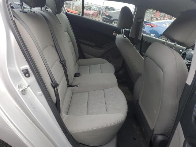 Photo 10 from auction – 2015 KIA FORTE LX with VIN KNAFK4A62F5387688
