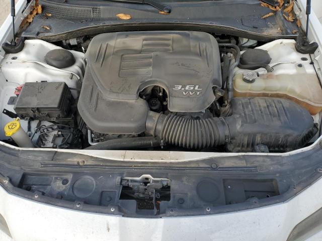 Photo 11 from auction – 2019 CHRYSLER 300 S with VIN 2C3CCABG1KH682653