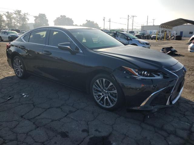 Photo 4 from auction – 2019 LEXUS ES 350 with VIN JTHBZ1B1XK2003892