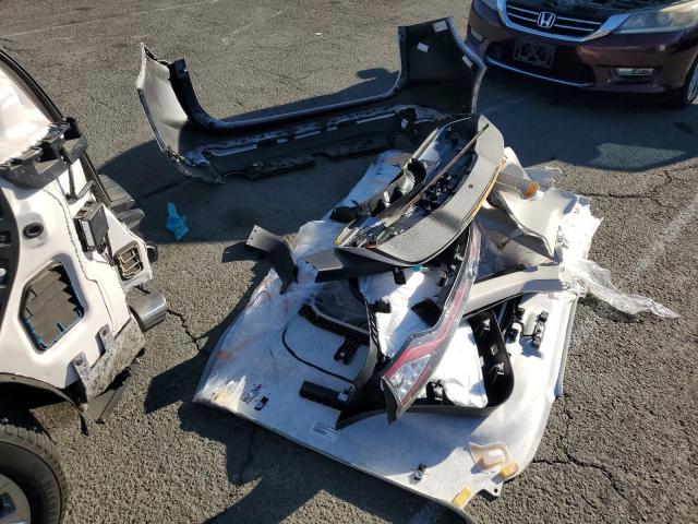 Photo 13 from auction – 2017 FORD EDGE TITAN with VIN 2FMPK4K86HBB74843