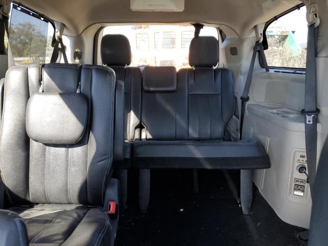 Photo 10 from auction – 2016 CHRYSLER TOWN & COU with VIN 2C4RC1BG0GR149068