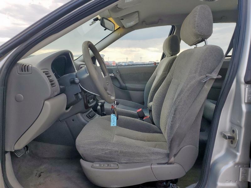 Photo 7 from auction – 2002 SATURN LW200 with VIN 1G8JU84F52Y584755