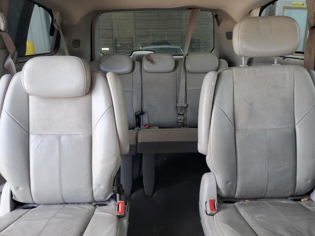 Photo 10 from auction – 2010 CHRYSLER TOWN & COU with VIN 2A4RR7DX7AR495196