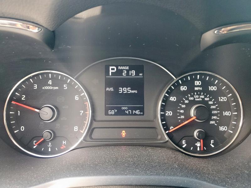 Photo 9 from auction – 2018 KIA FORTE LX with VIN 3KPFK4A75JE175070