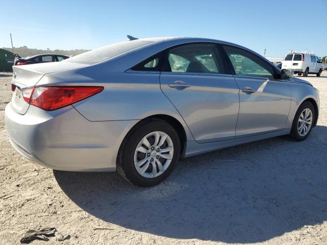 Photo 3 from auction – 2013 HYUNDAI SONATA GLS with VIN 5NPEB4AC1DH576771
