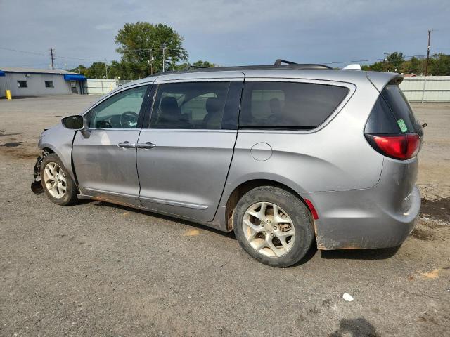 Photo 2 from auction – 2017 CHRYSLER PACIFICA TOURING L with VIN 2C4RC1BG1HR831717