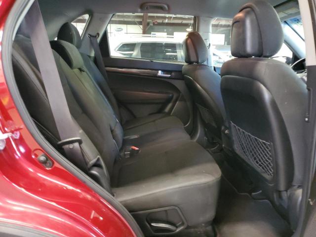 Photo 11 from auction – 2015 KIA SORENTO LX with VIN 5XYKTDA67FG637206