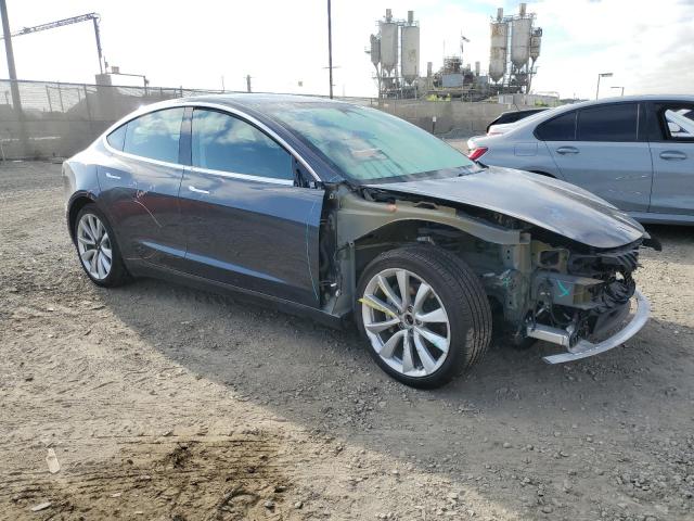 Photo 4 from auction – 2019 TESLA MODEL 3 with VIN 5YJ3E1EB8KF389439