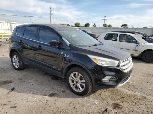 Photo 4 from auction – 2017 FORD ESCAPE SE with VIN 1FMCU9GD0HUE66395