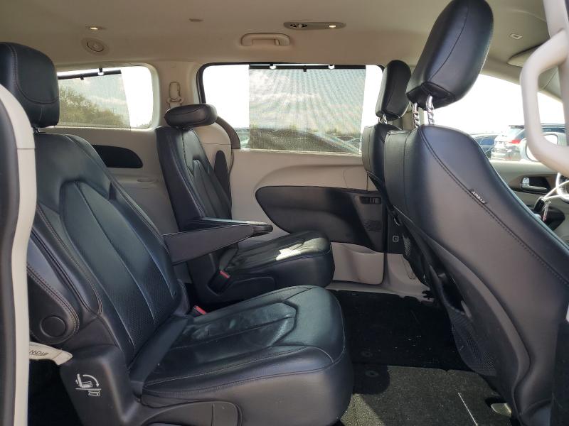 Photo 11 from auction – 2019 CHRYSLER PACIFICA T with VIN 2C4RC1BGXKR665494