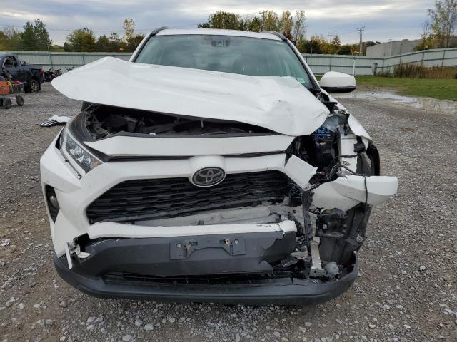 Photo 5 from auction – 2019 TOYOTA RAV4 XLE with VIN JTMP1RFV1KD500621