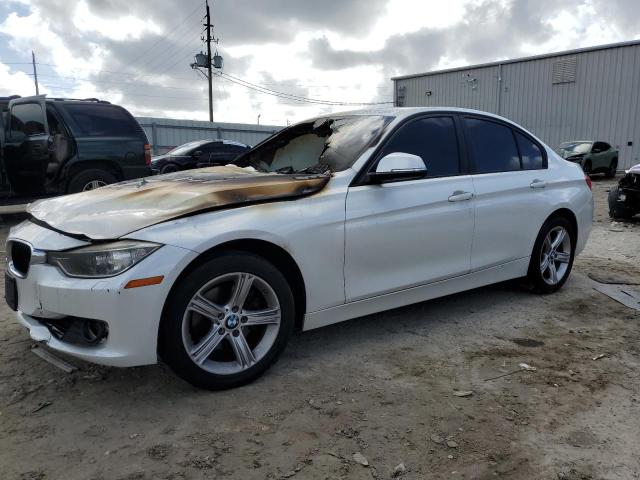 BMW 328 XI 2014 with VIN WBA3B3C55EJ977374 - Photo from auction