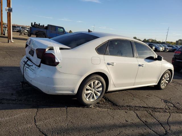 Photo 3 from auction – 2014 VOLKSWAGEN PASSAT S with VIN 1VWAH7A35EC010640