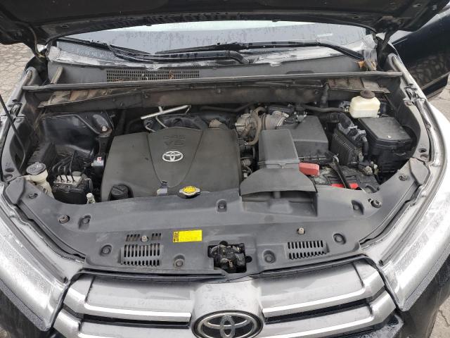 Photo 12 from auction – 2017 TOYOTA HIGHLANDER with VIN 5TDDZRFH6HS360875