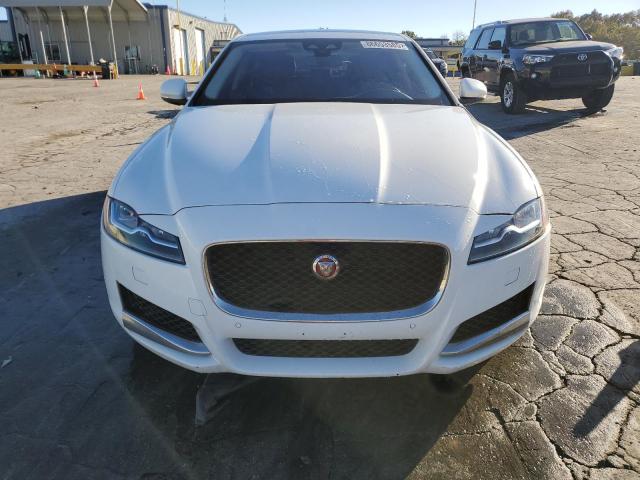Photo 5 from auction – 2017 JAGUAR XF PREMIUM with VIN SAJBD4BV1HCY38062