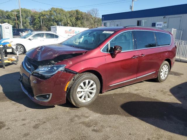 CHRYSLER PACIFICA T 2017 with VIN 2C4RC1BG5HR670286 - Photo from auction
