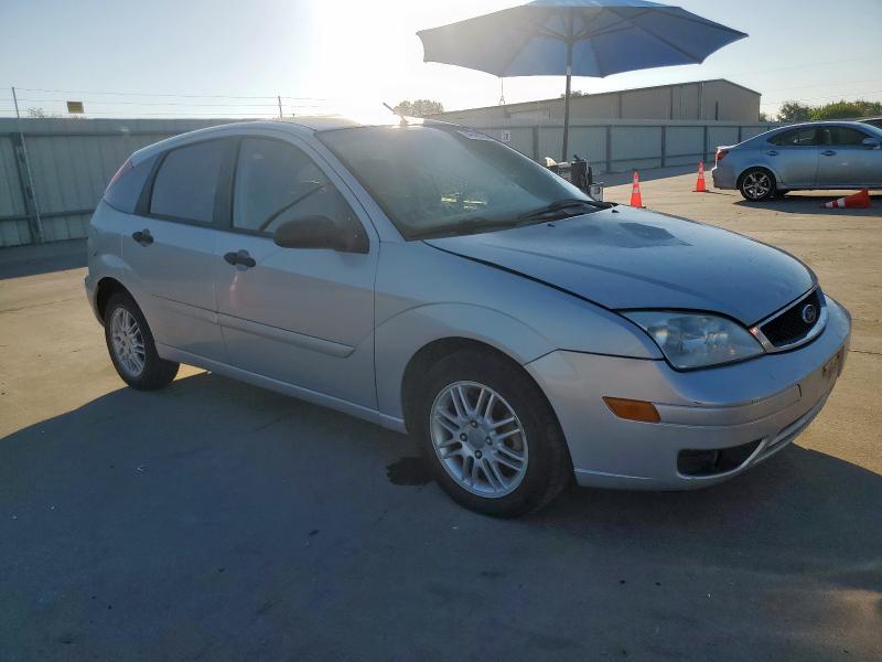 Photo 4 from auction – 2007 FORD FOCUS ZX5 with VIN 1FAFP37N87W174937