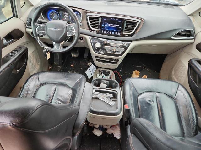 Photo 8 from auction – 2017 CHRYSLER PACIFICA T with VIN 2C4RC1BG4HR565819