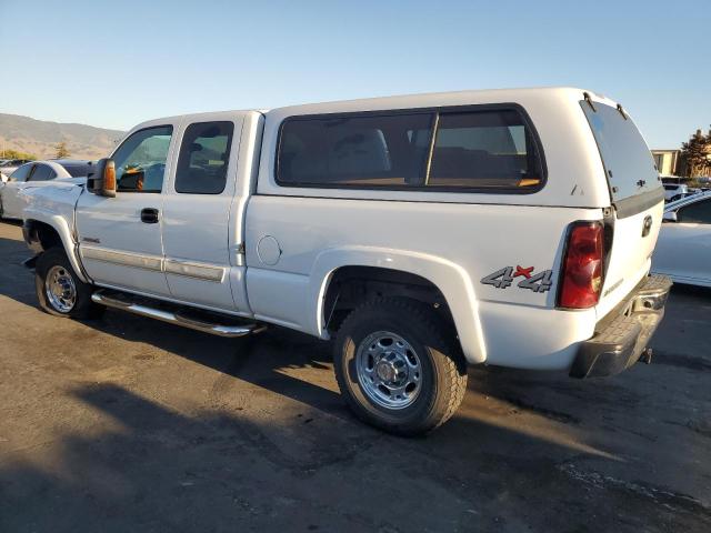 Photo 2 from auction – 2004 CHEVROLET SILVERADO with VIN 1GCHK29UX4E231379
